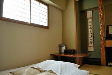 هتل Los Inn Kochi