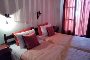 בית מלון כפרי Pettite Morfo