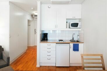 هتل StayAt Stockholm Kista