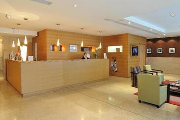 アパートホテル Residhome Paris Opéra