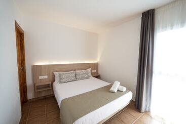 Apartamentos Blanco Sol