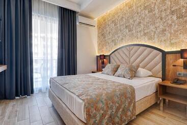 ホテル Grand Uysal Beach & Spa