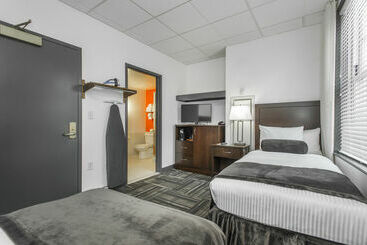 Hotel 140