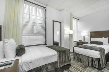 Hotel 140