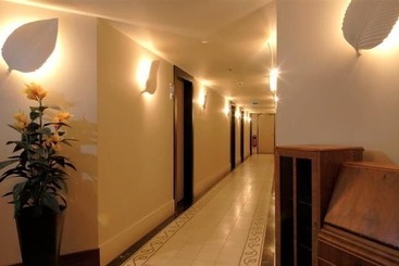 בית מלון כפרי Ambiance Rivoli