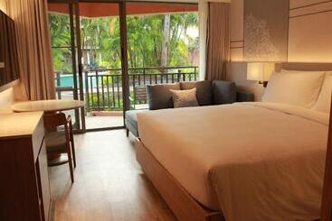 هتل Courtyard By Marriott Phuket, Patong Beach Resort