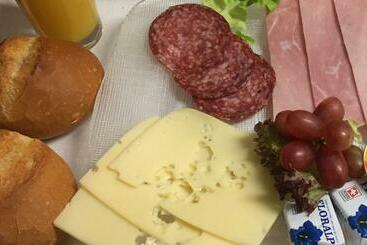 ホテル Gasthaus Zum Goldenen Kreuz