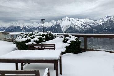 هتل Hôtel Chalet Royal
