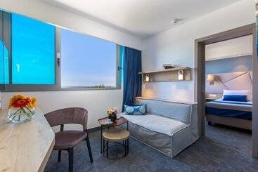 Отель Valamar Diamant