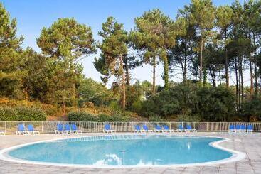 리조트 Résidence Pierre & Vacances Le Domaine De Pinsolle