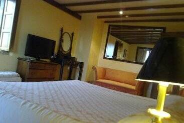 קוטג'' Casa Grande de Fuentemayor