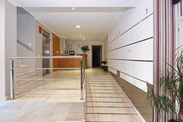 هتل Apartamentos Dabarca