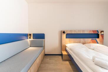 ホテル Meininger Marseille Centre La Joliette