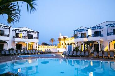 Отель Mirador Papagayo By Livvo