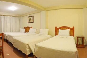 בית מלון כפרי Takana Inn