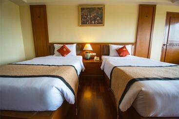 فندق Chakungrao Riverview