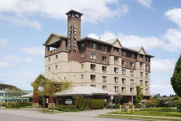 酒店 Days Inn By Wyndham Vancouver Airport