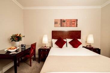 Отель White Sands