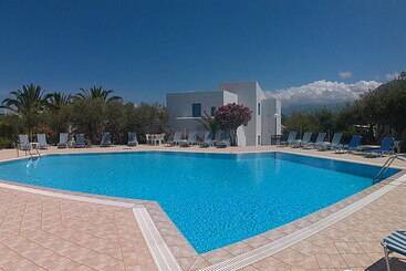 Palatia Village Hotel Apartments