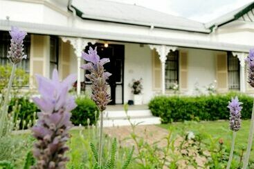 هتل Fynbos Villa Guest House