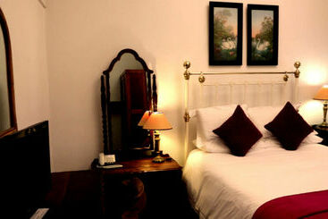 هتل Fynbos Villa Guest House