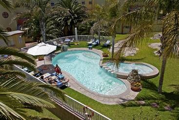 בית מלון כפרי Luderitz Nest