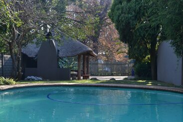 Отель The Willow Inn