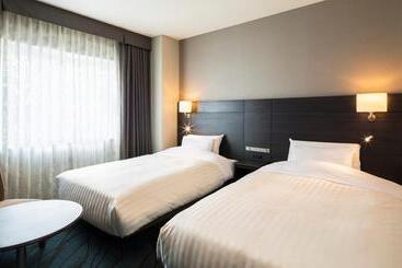 Jr East Hotel Mets Kawasaki