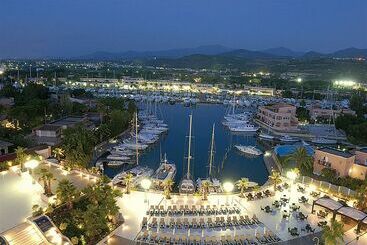 هتل Club Valtur Portorosa