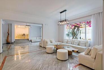 Cavo Bianco Boutique Hotel & Spa