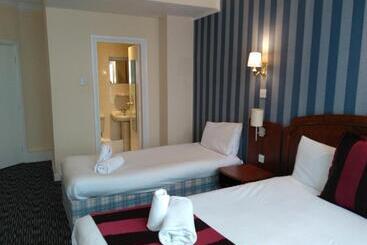 בית מלון כפרי The Crown