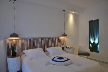 هتل Hermes Mykonos