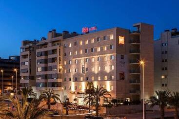 בית מלון כפרי Ibis Elche