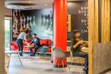 ホテル Ibis Montmelo Granollers