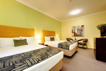 هتل Park Regis Anchorage