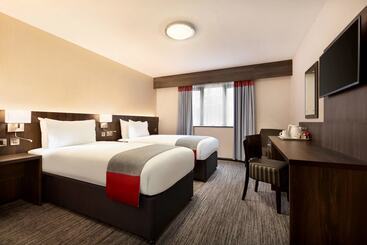 ホテル Ramada Bristol West