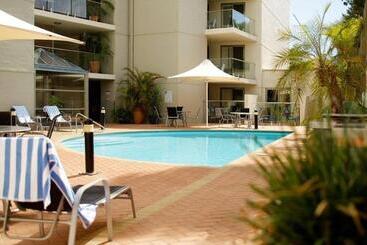 酒店 Seashells Scarborough