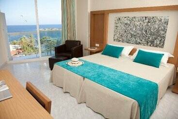 هتل Sirenis  Club Goleta