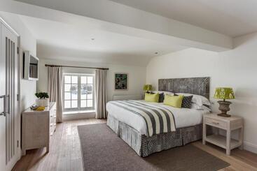 בית מלון כפרי The Idle Rocks