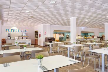 Апарт-отель Fergus Club Carema Splash