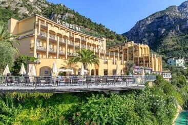 酒店 Cristina