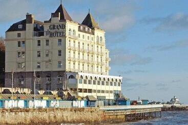 Отель The Grand