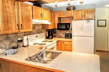 هتل High Country Properties