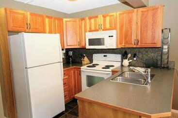هتل High Country Properties