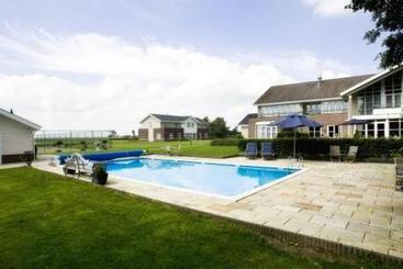 Landhotel De Ijsvogel