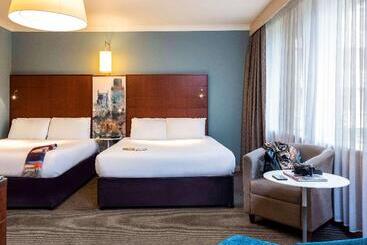 هتل Mercure Bristol Holland House