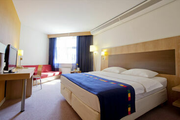 هتل Park Inn By Radisson Ekaterinburg