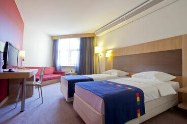 هتل Park Inn By Radisson Ekaterinburg