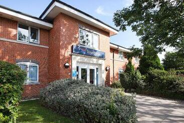 酒店 Travelodge Stonehouse