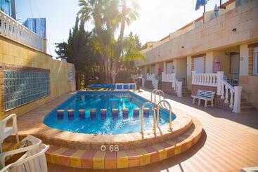 מלון דירות Laguna Salada Apart